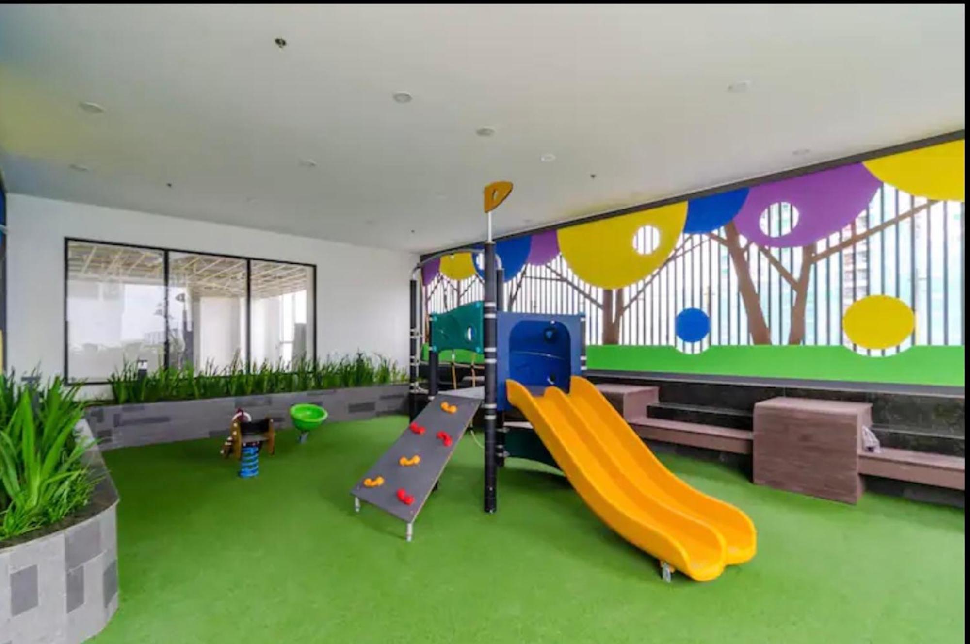 Zo Apartment Rivergate Center Хошимин Екстериор снимка