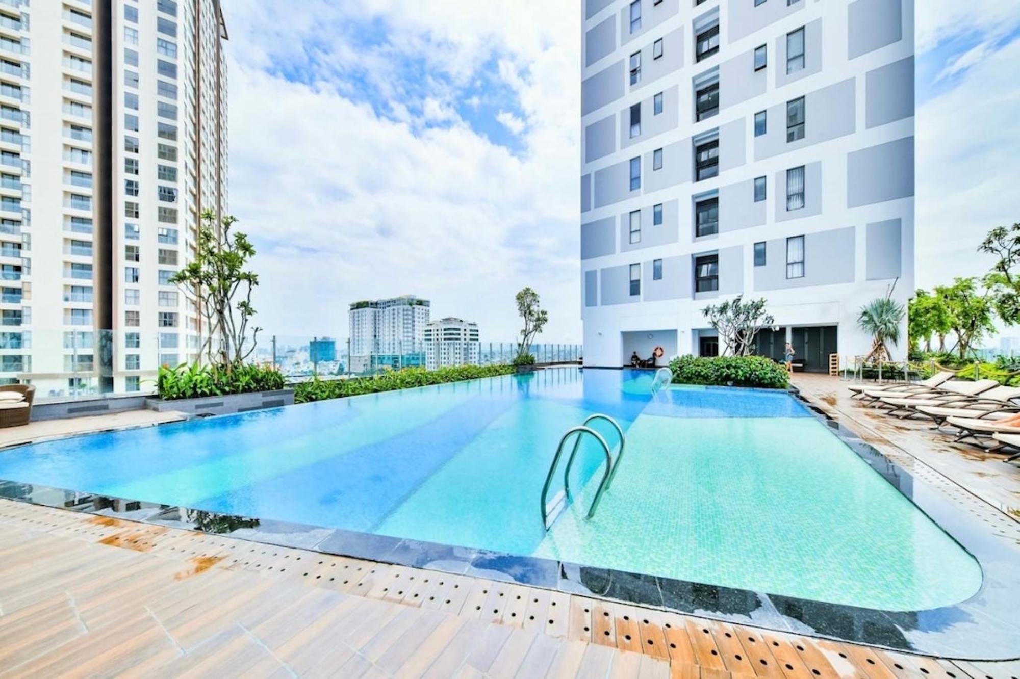 Zo Apartment Rivergate Center Хошимин Екстериор снимка